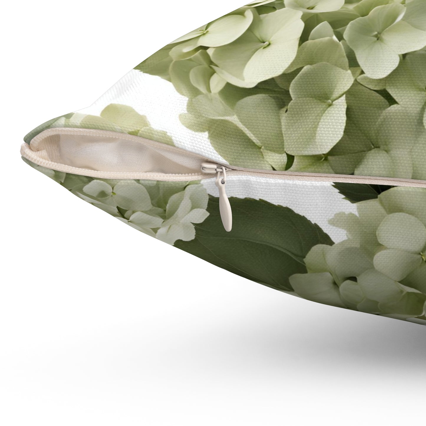 Botanical Hydrangea Throw Pillow – Elegant Floral Cushion for Home Decor